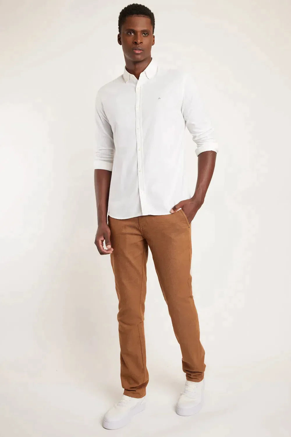 CALÇA CHINO BOLSO FACA MOLINE CARAMELO