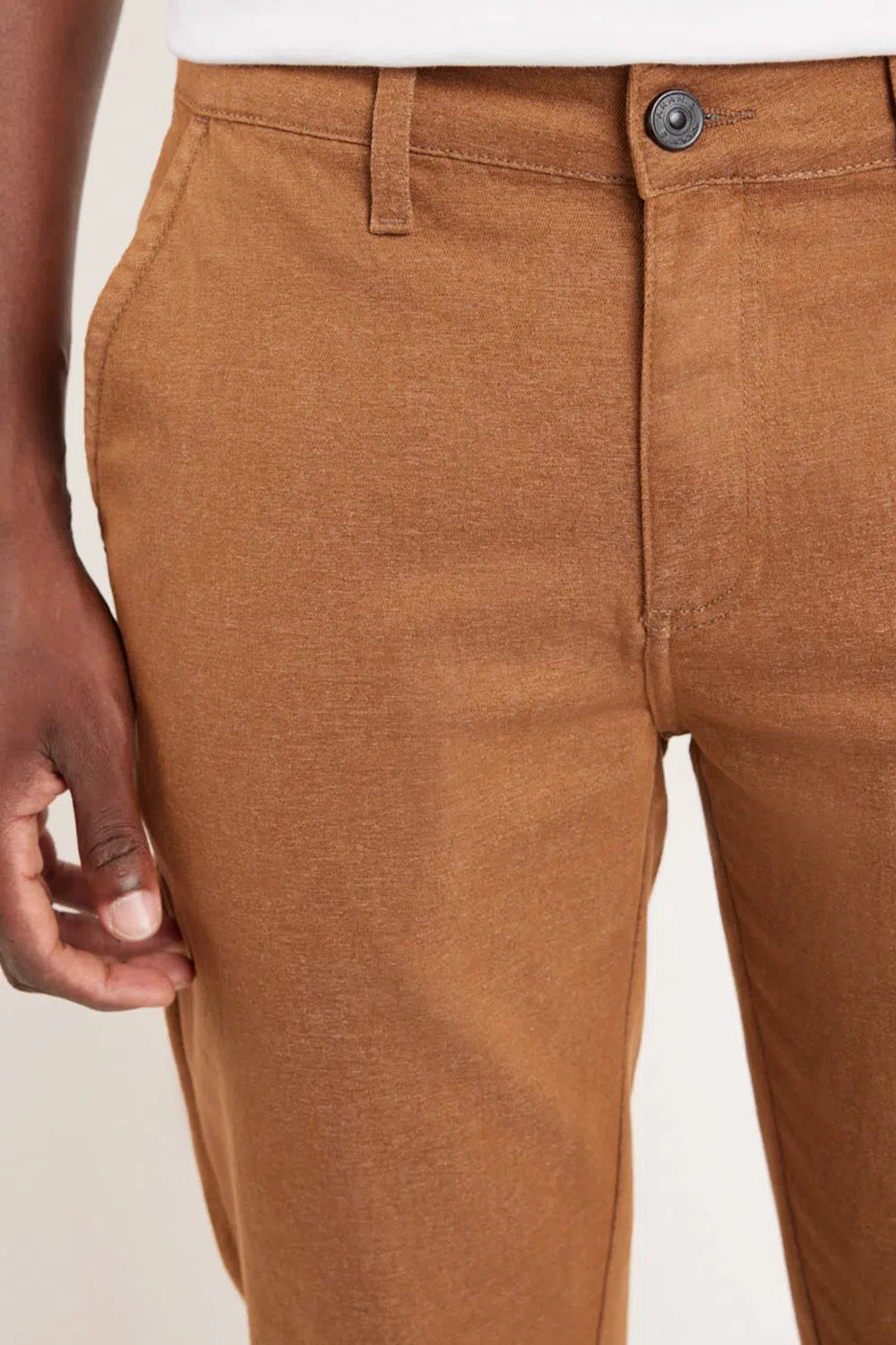 CALÇA CHINO BOLSO FACA MOLINE CARAMELO