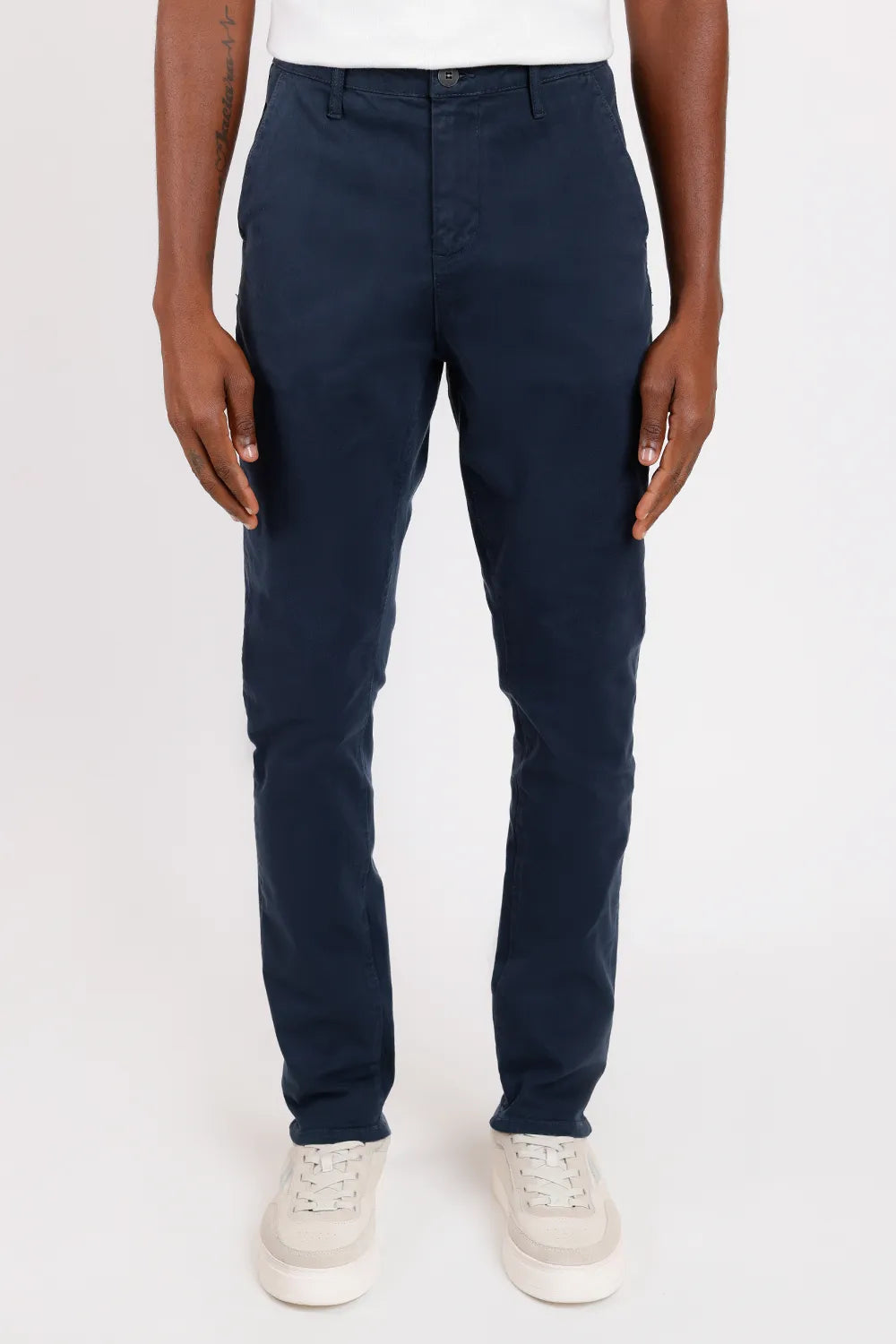 CALÇA CHINO SLIM SARJADA MARINHO