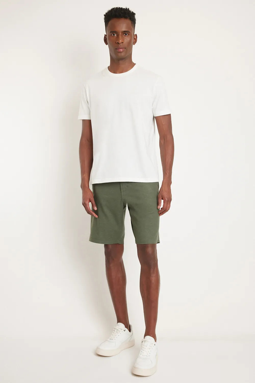 CAMISETA MC BOLSO TEXTURA OFF WHITE