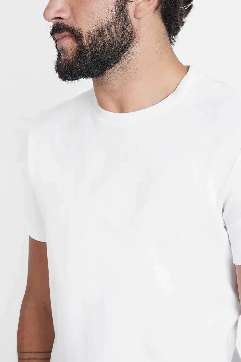 CAMISETA MANGA CURTA MALHA LETTERING BRANCO