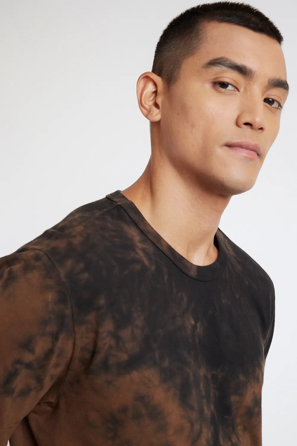 CAMISETA MANGA CURTA DARK TIE DYE CARAMELO