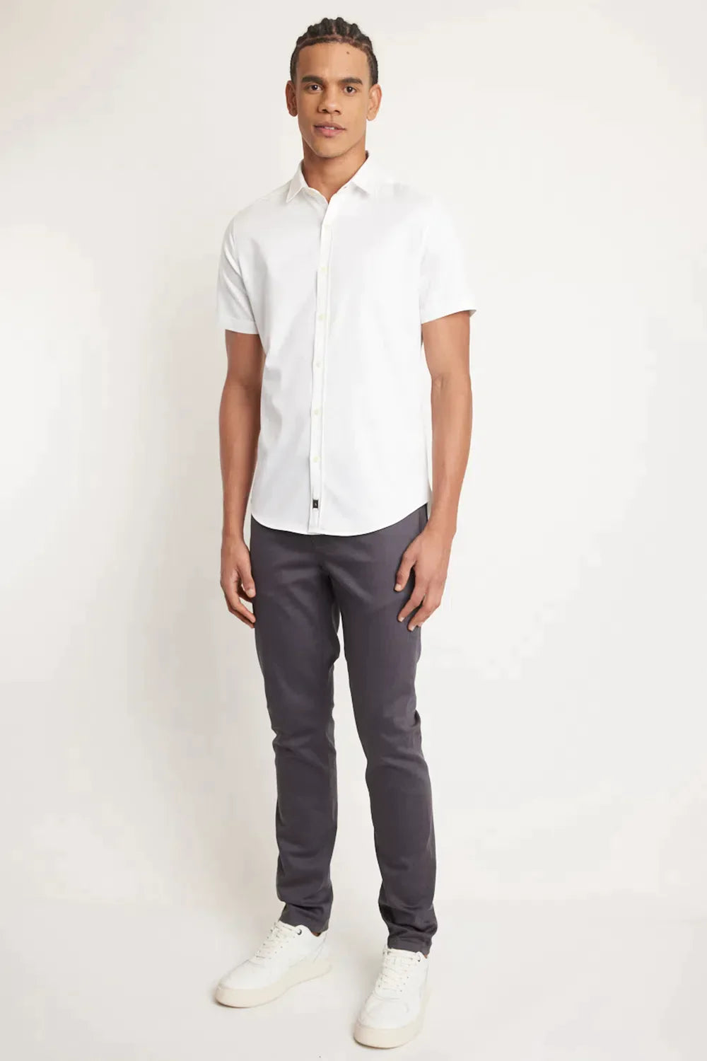 CAMISA SUPER SLIM MANGA CURTA EM CETIM COM ELASTANO BRANCO