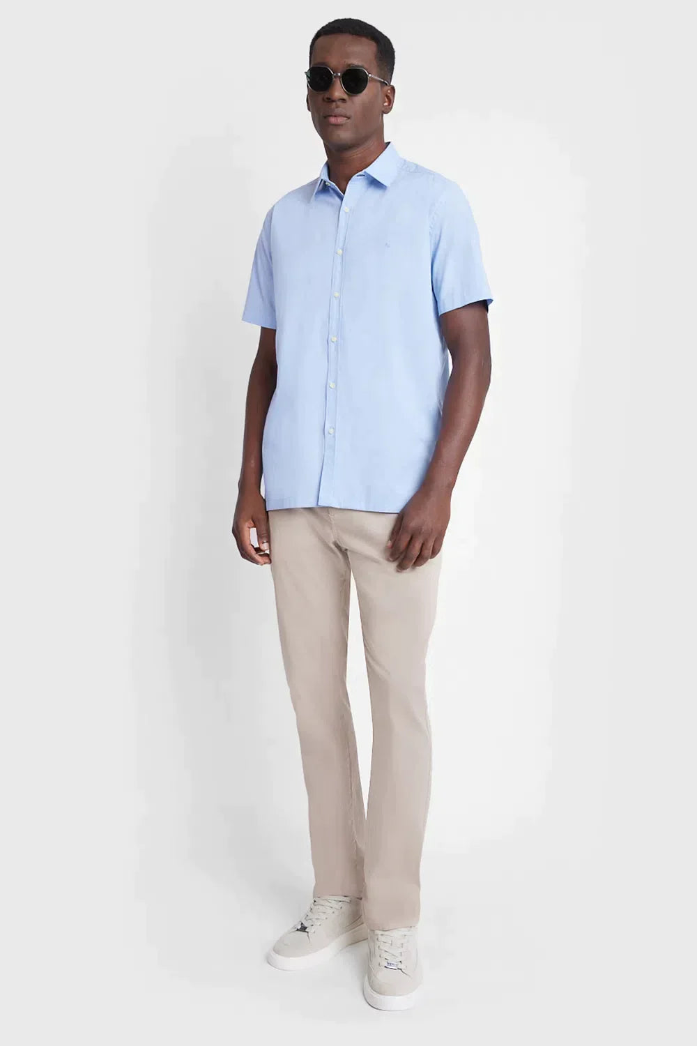 CAMISA MANGA CURTA REGULAR EM TRICOLINE TEXTURIZADO AZUL CLARO