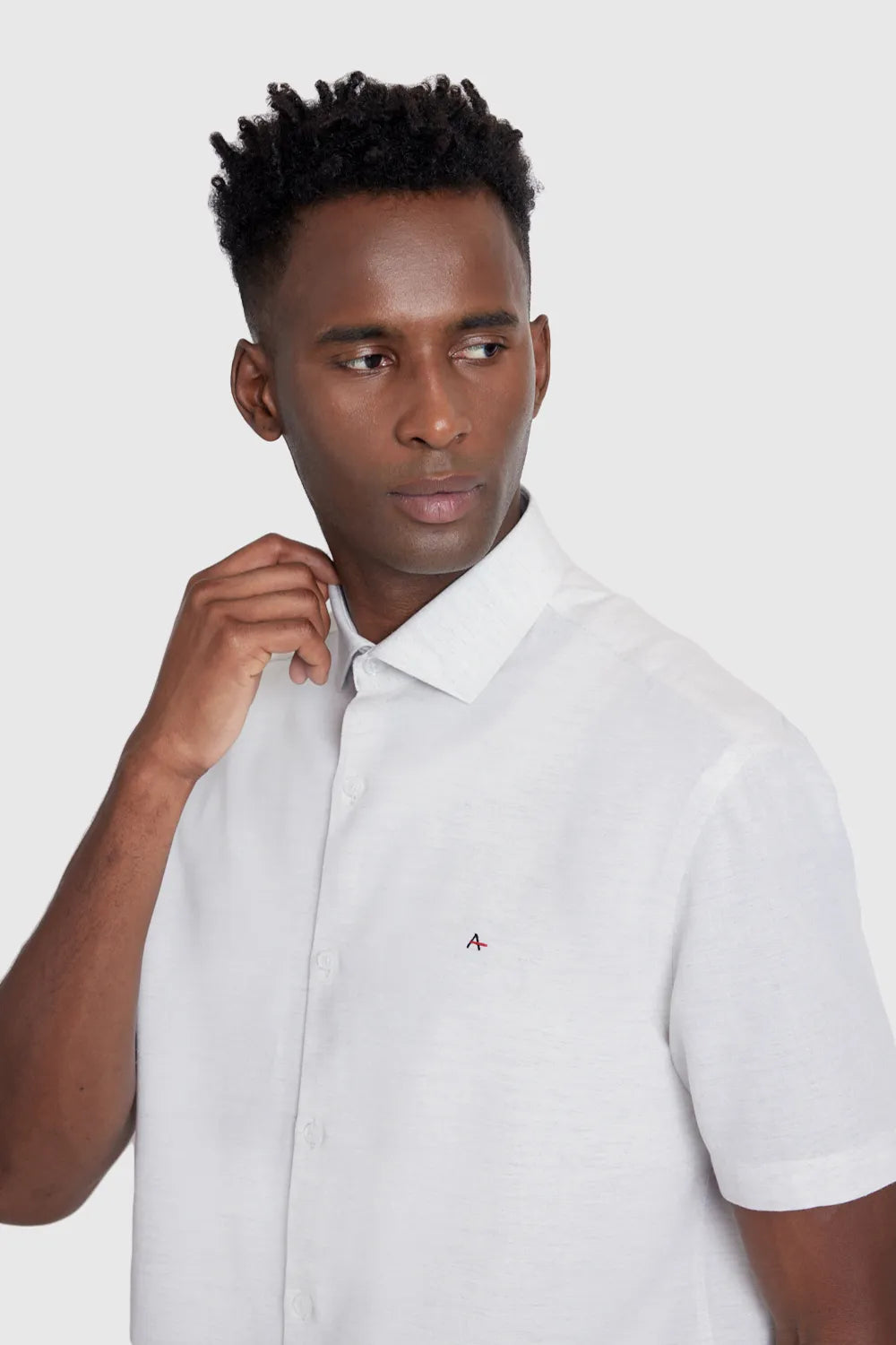 CAMISA REGULAR MANGA CURTA BRANCO