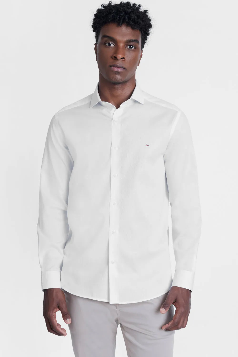 CAMISA REGULAR TRICOLINE MAQUINETADO FIO 40 BRANCO