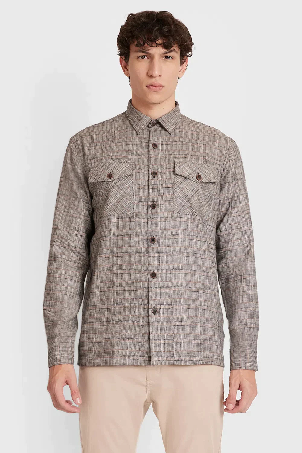 CAMISA MANGA LONGA MOVE AMPLA XADREZ COM BOLSOS CÁQUI COM PRETO