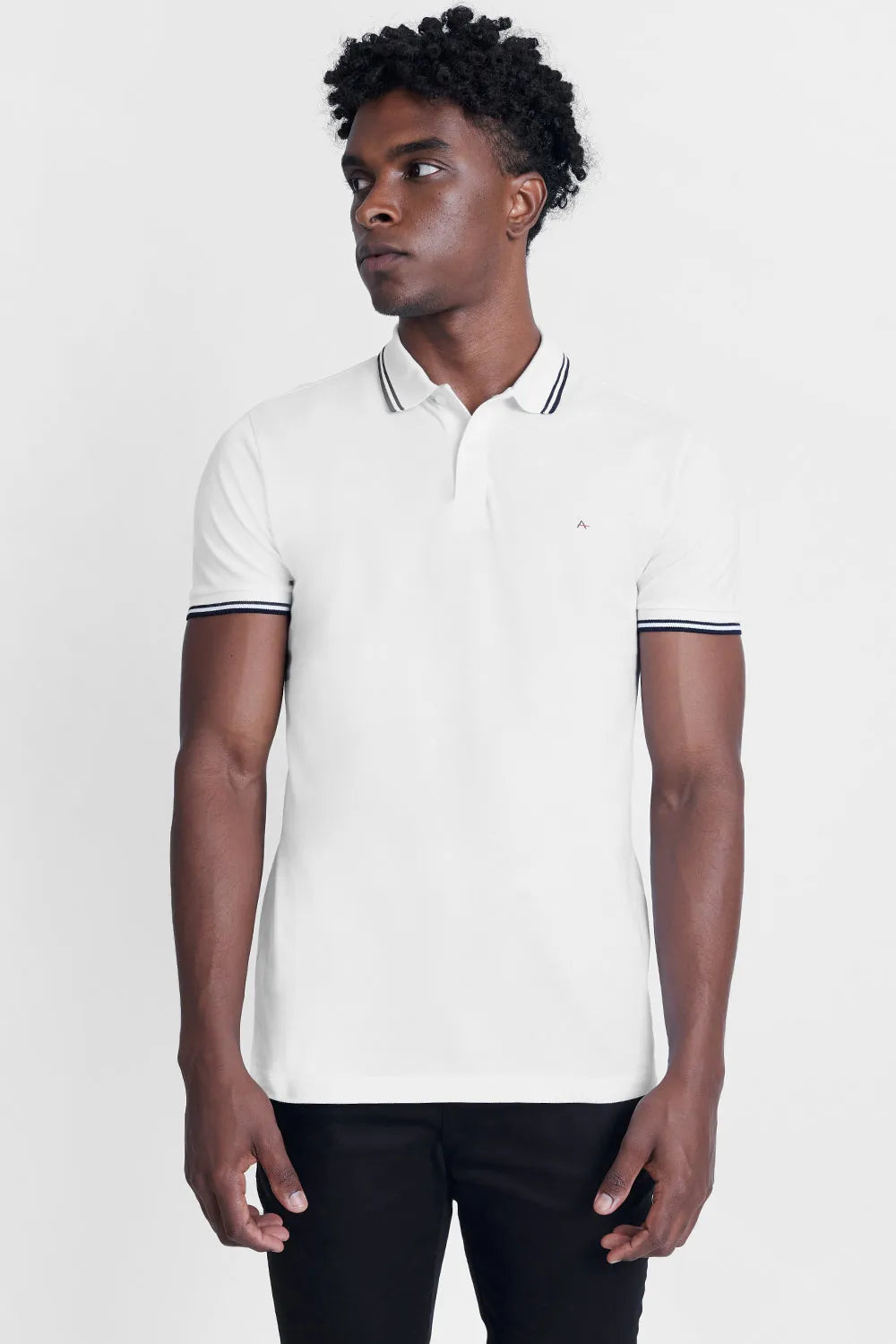 POLO MANGA CURTA PIQUET LISTRAS BRANCO
