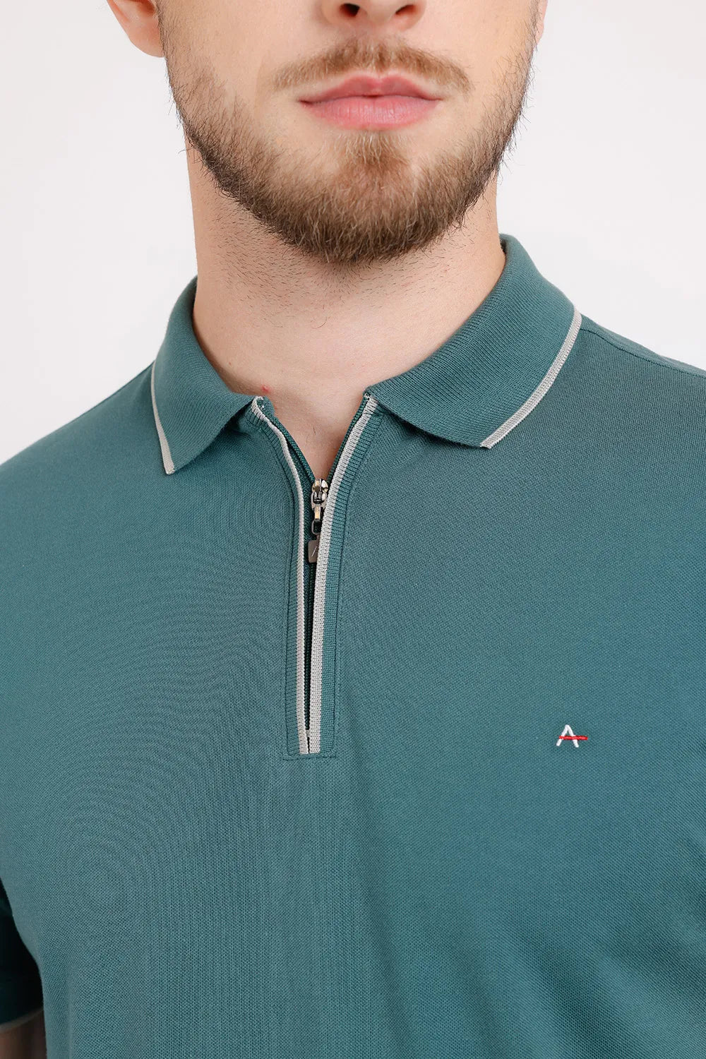 POLO COM ZÍPER ESMERALDA COM CINZA 113