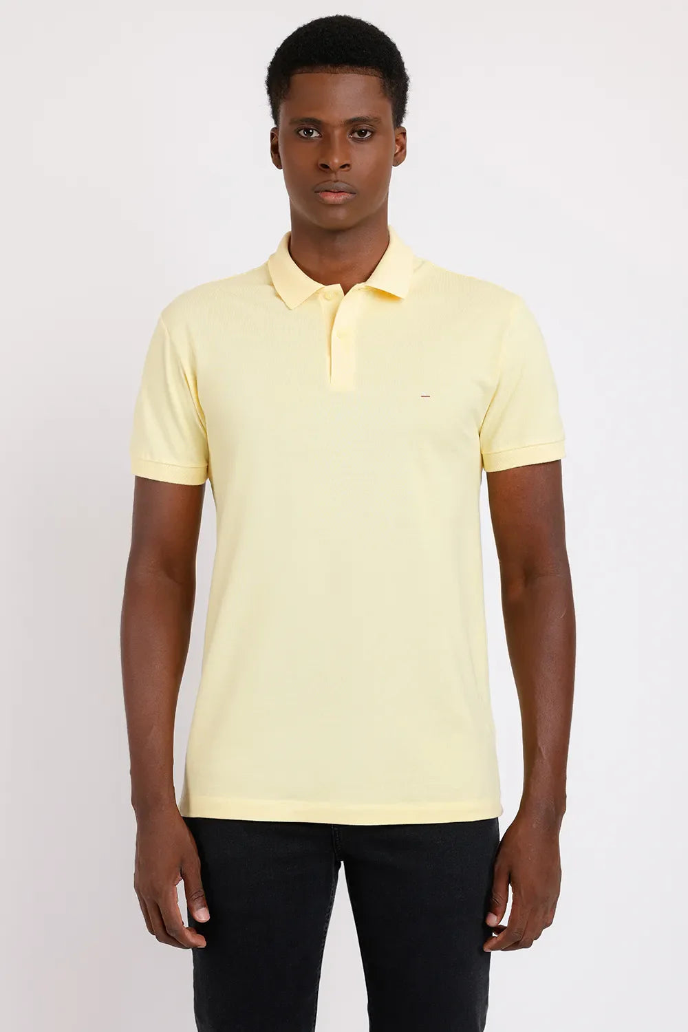 POLO MANGA CURTA LISA PIQUET AMARELO