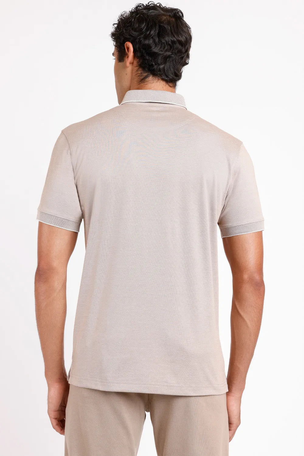 POLO INTERLOCK TECH MANGA CURTA CÁQUI SAFARI