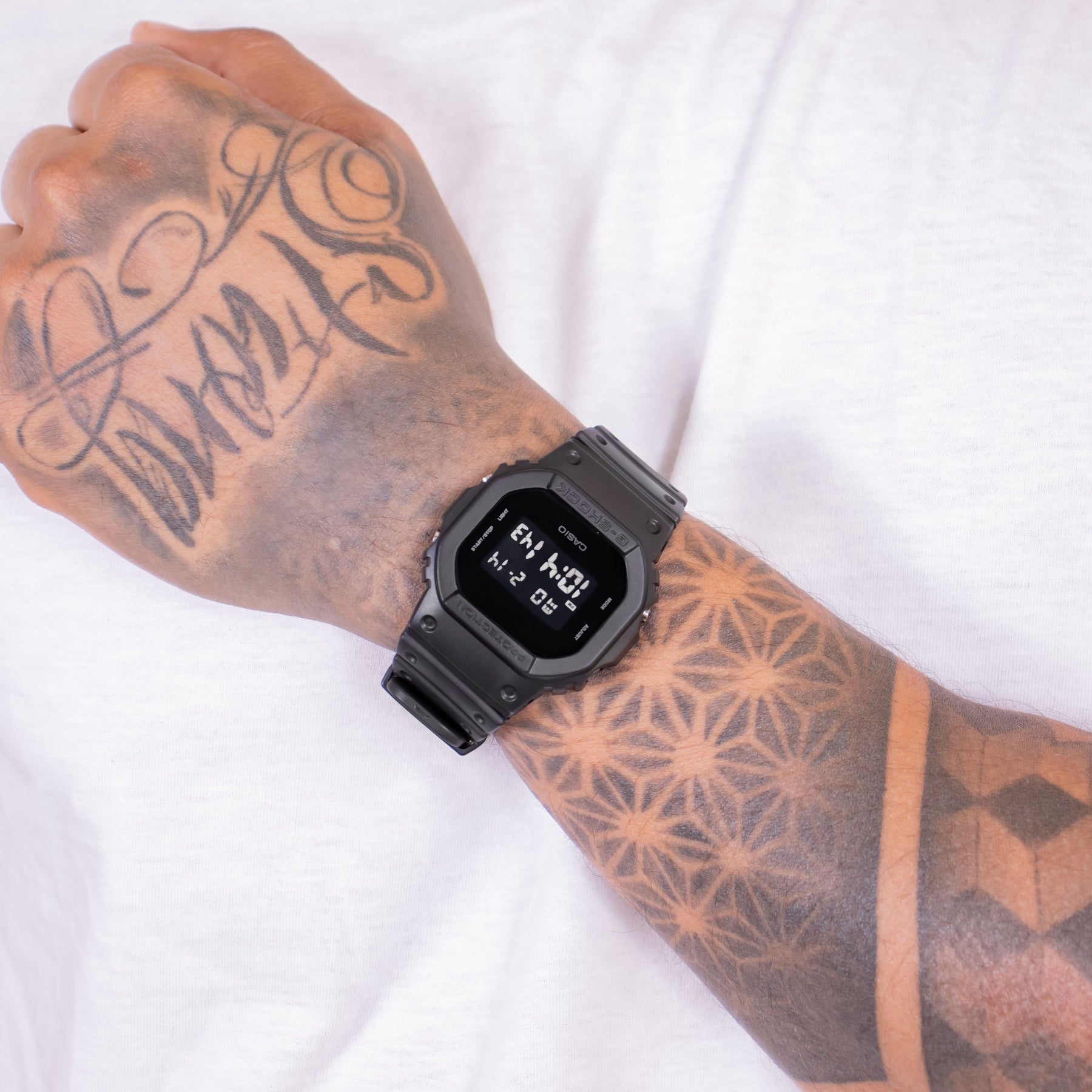 RELÓGIO CASIO MASCULINO G-SHOCK DIGITAL DW-5600BB-1DR