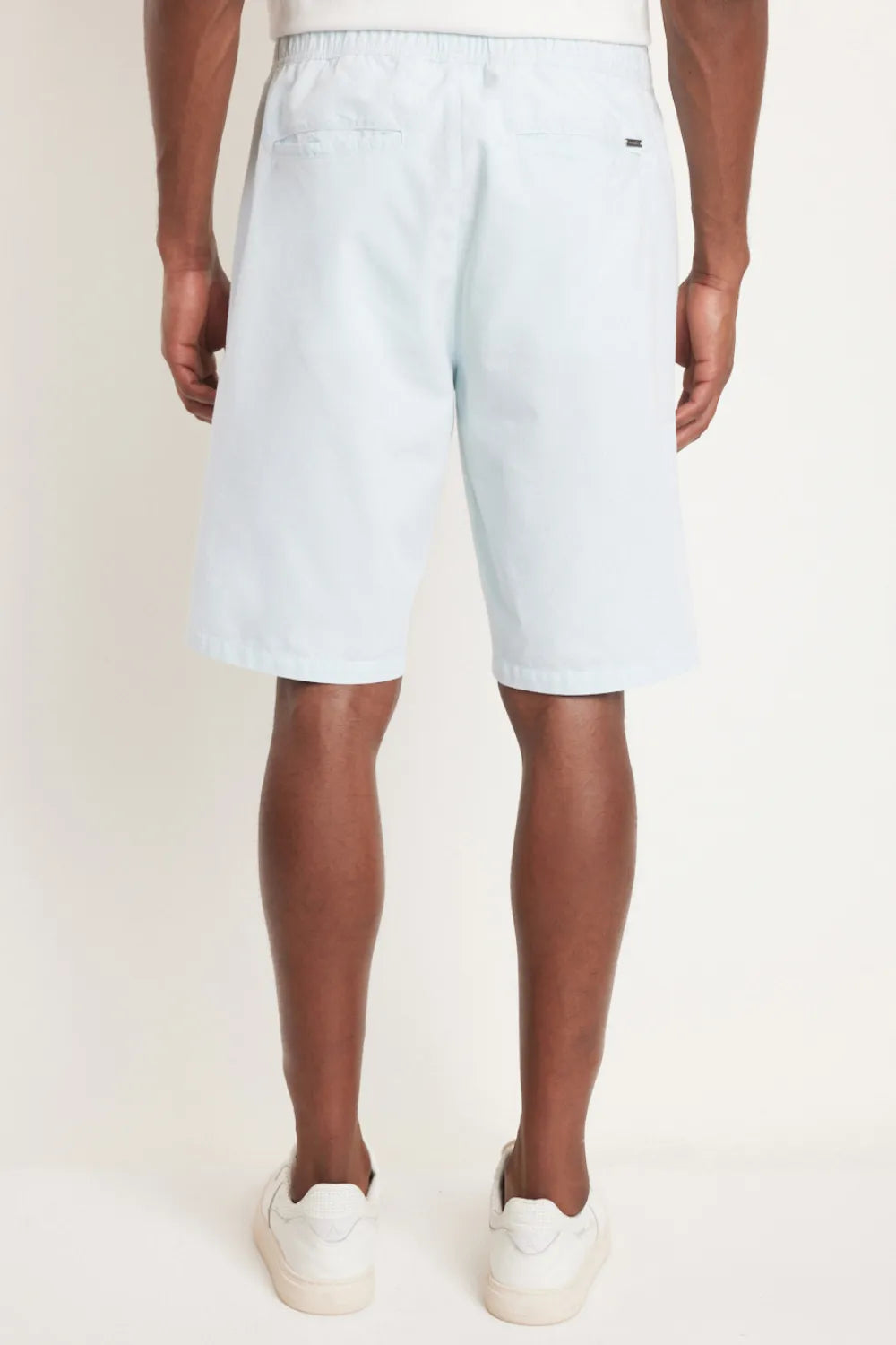 BERMUDA CÓS ELÁSTICO E CADARÇO VERDE AGUA