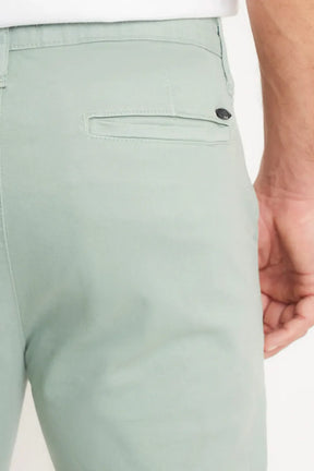 CALÇA CHINO SLIM SARJADA SALVIA 112