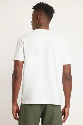 CAMISETA MC BOLSO TEXTURA OFF WHITE
