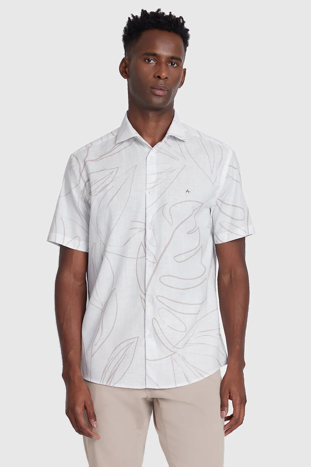 CAMISA REGULAR FLAME FLORLINE BRANCO COM NATURAL