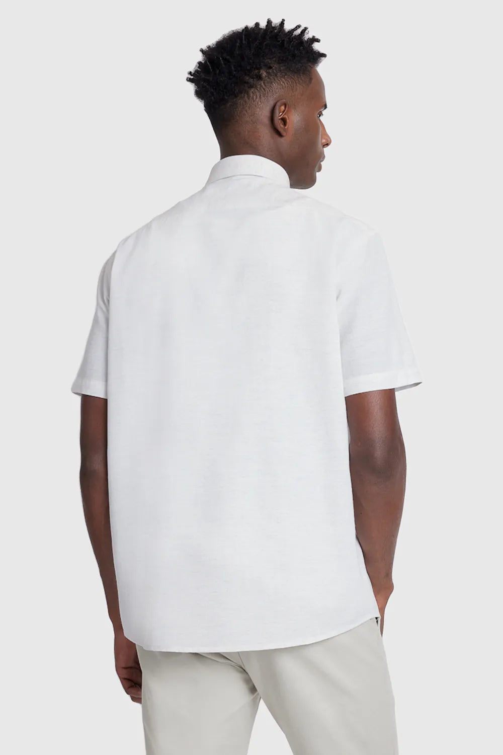 CAMISA REGULAR MANGA CURTA BRANCO