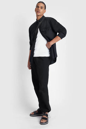 CAMISA MANGA LONGA OFF AND BLACK REGULAR JEANS DESTROYED COM BOLSOS PRETO