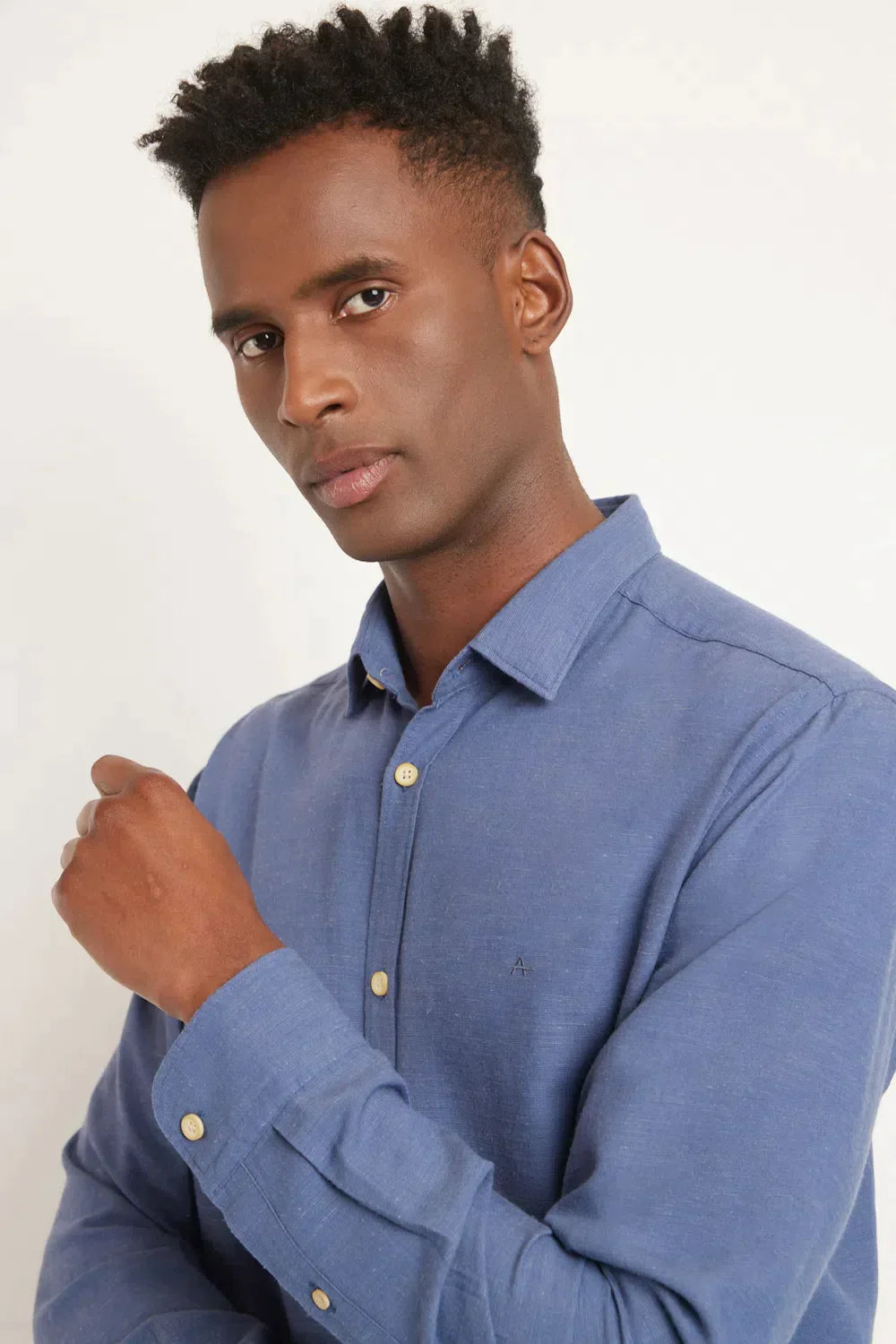 CAMISA SLIM LINEN SLUB AZUL