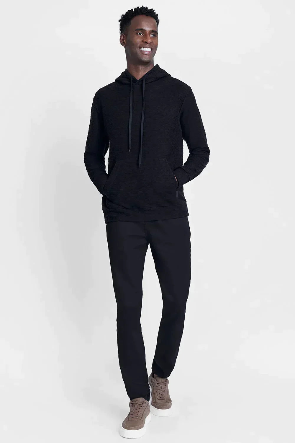 MOLETOM COM CAPUZ WAVE PRETO