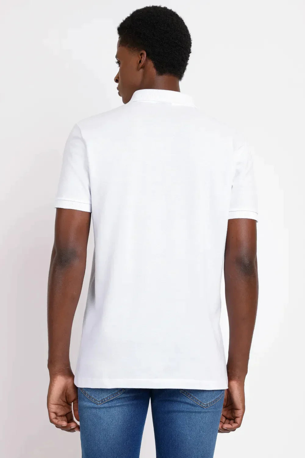 POLO MANGA CURTA PIQUET COM ZÍPER BRANCO