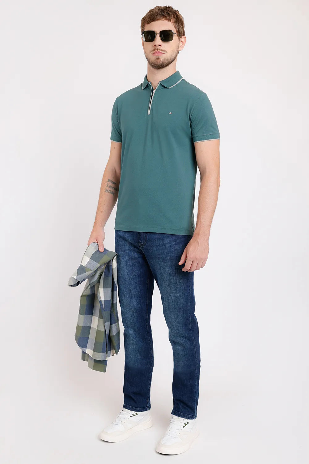 POLO COM ZÍPER ESMERALDA COM CINZA 113