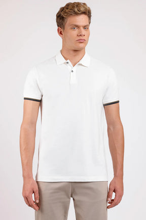 POLO MANGA CURTA PIQUET COM FRISOS OFF WHITE