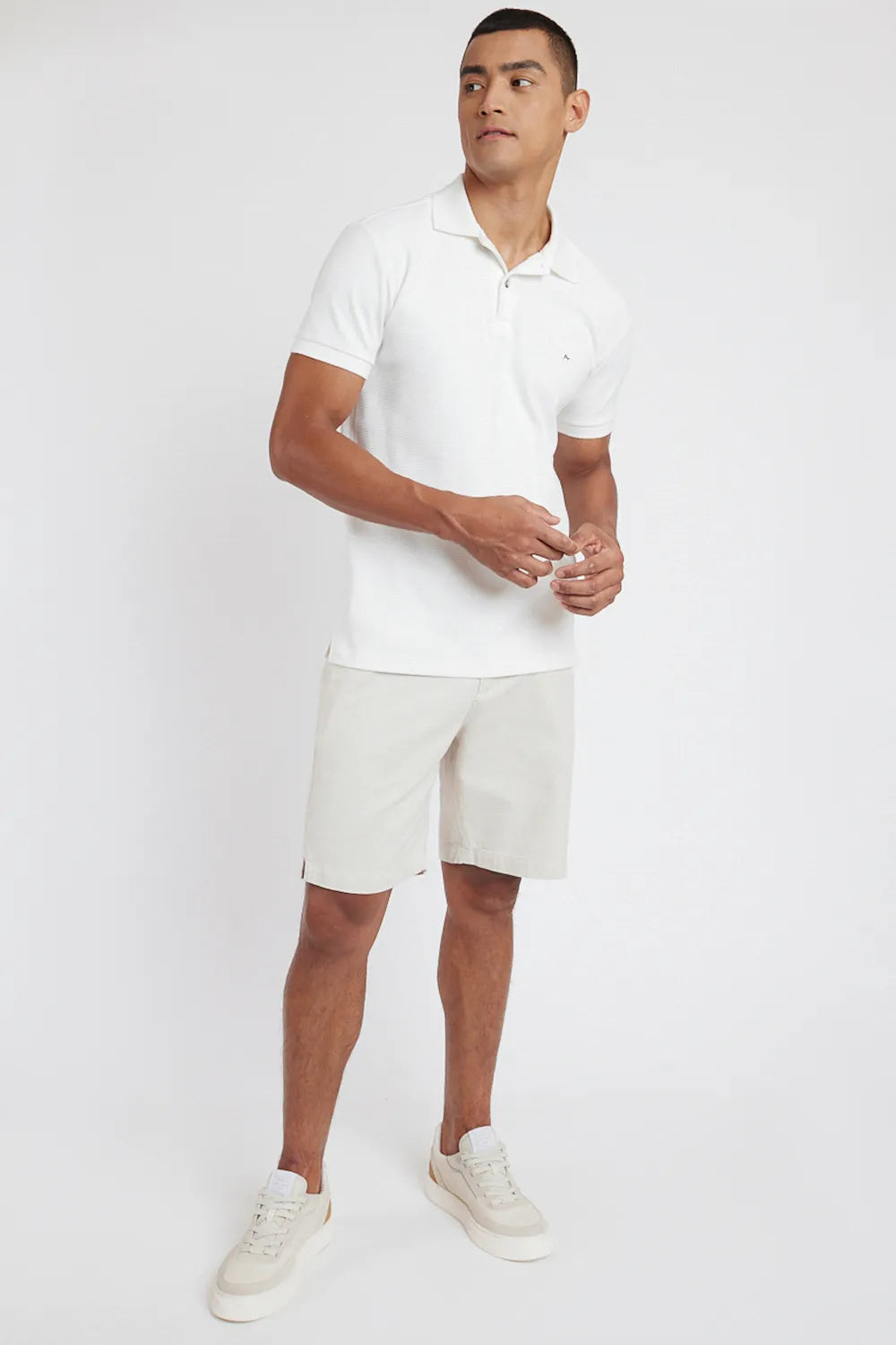 POLO SUEDINE CANELADO OFF WHITE