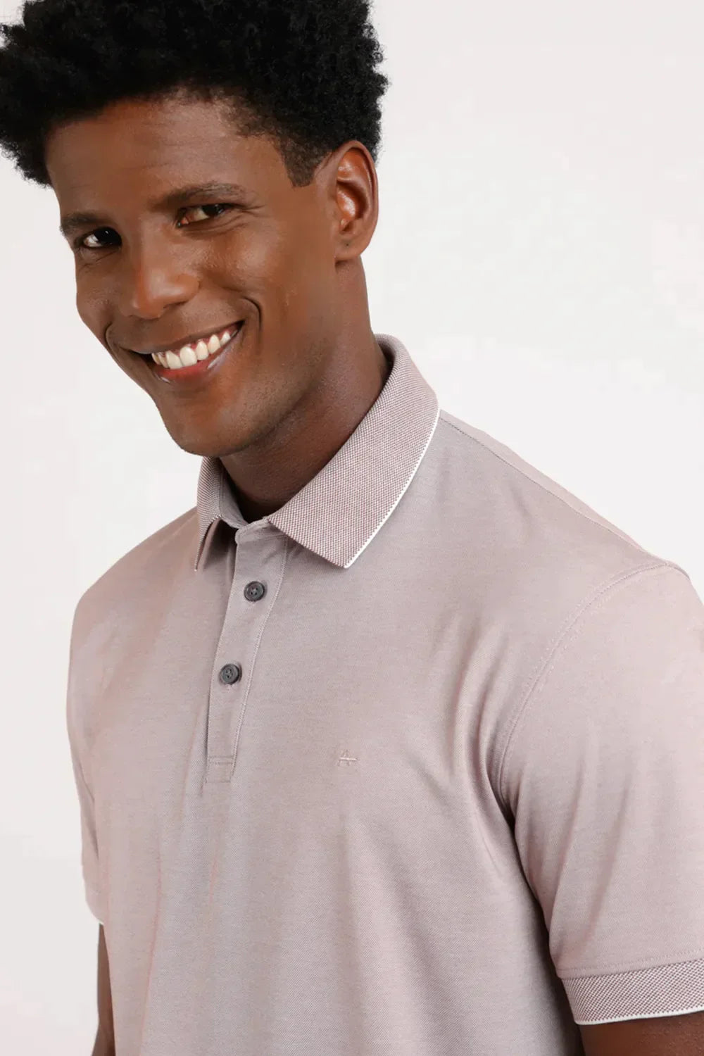 POLO INTERLOCK TECH MANGA CURTA CAMEL