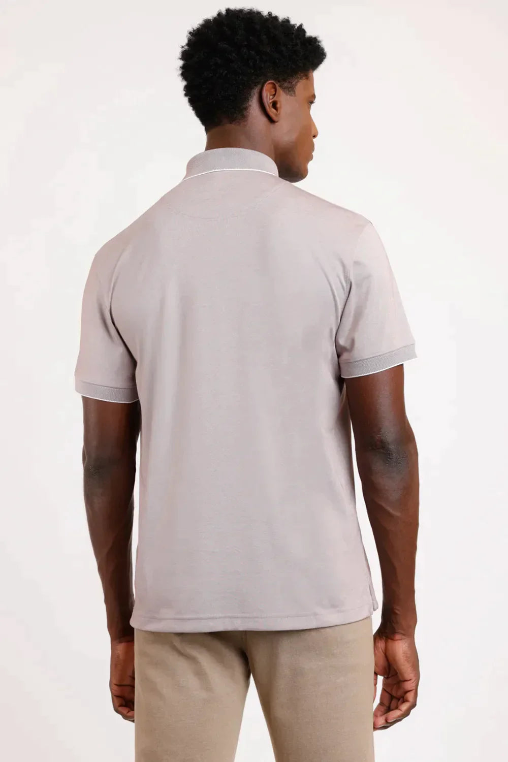 POLO INTERLOCK TECH MANGA CURTA CAMEL