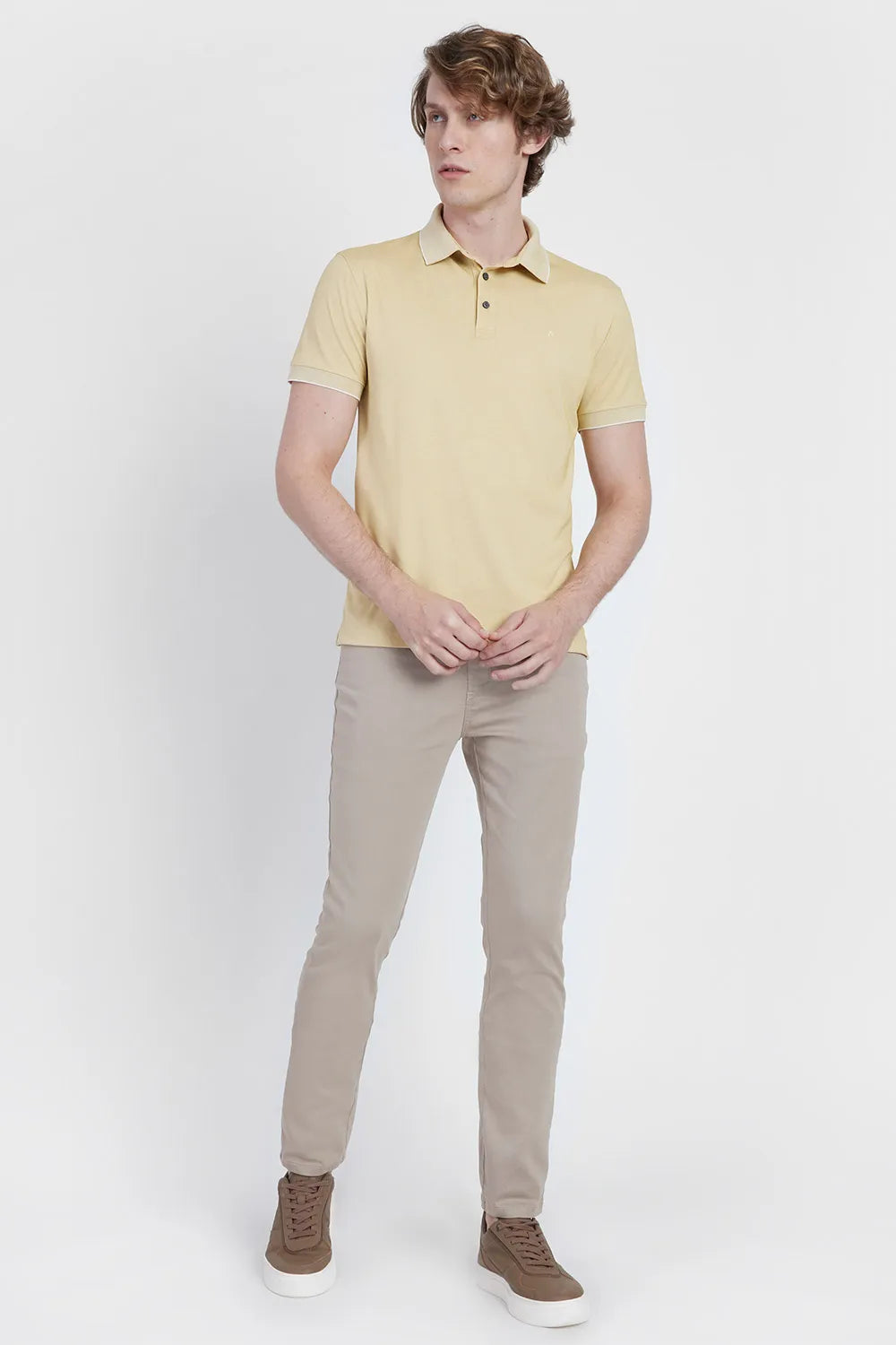 POLO INTERLOCK TECH MANGA CURTA AMARELO 110