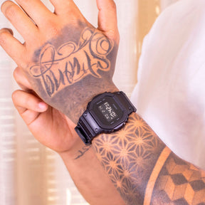 RELÓGIO CASIO MASCULINO G-SHOCK DIGITAL DW-5600BB-1DR